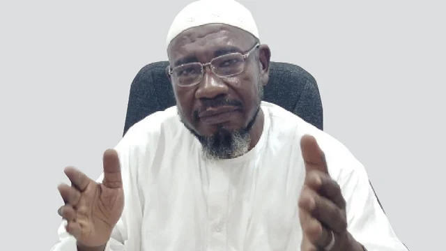 Nigerians, NGO back Imam sacked for criticising Buhari