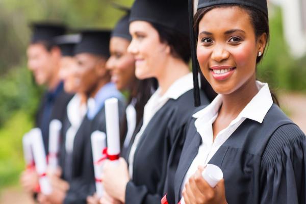 10 Best Women Scholarships in the World